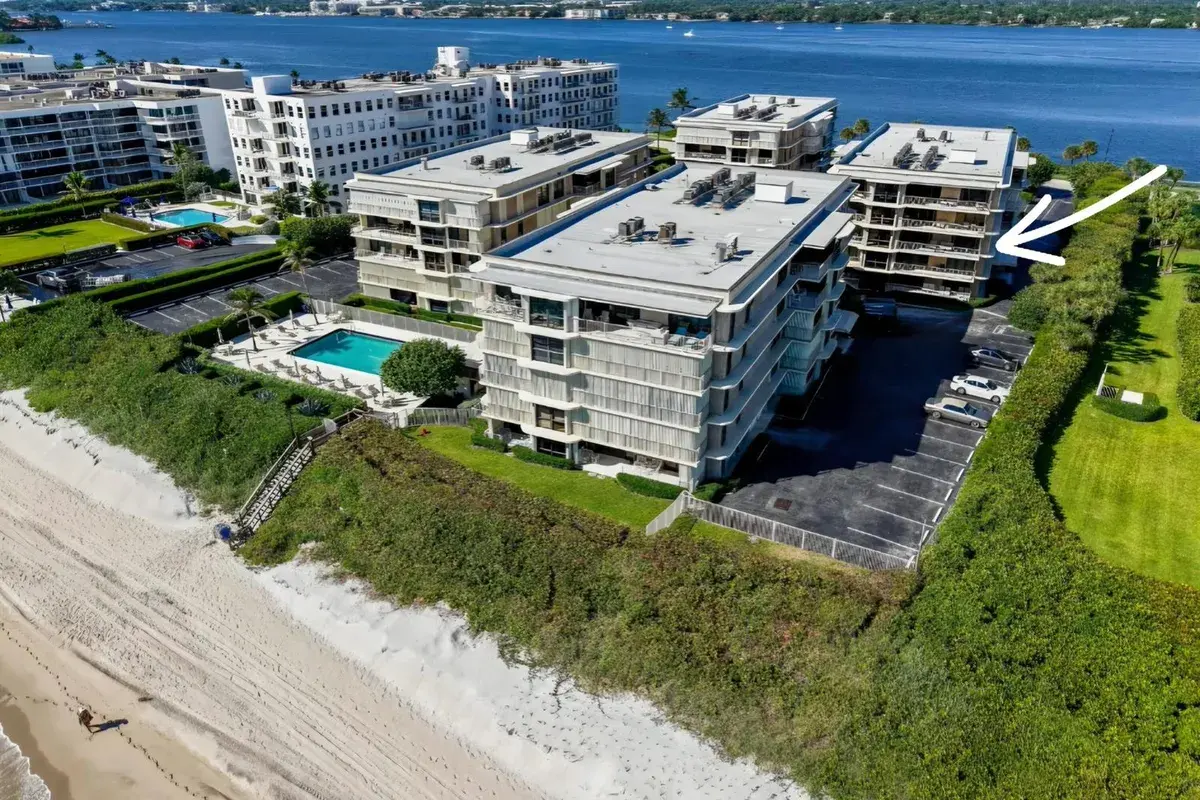 3200 S Ocean Boulevard # 301, Palm Beach FL 33480