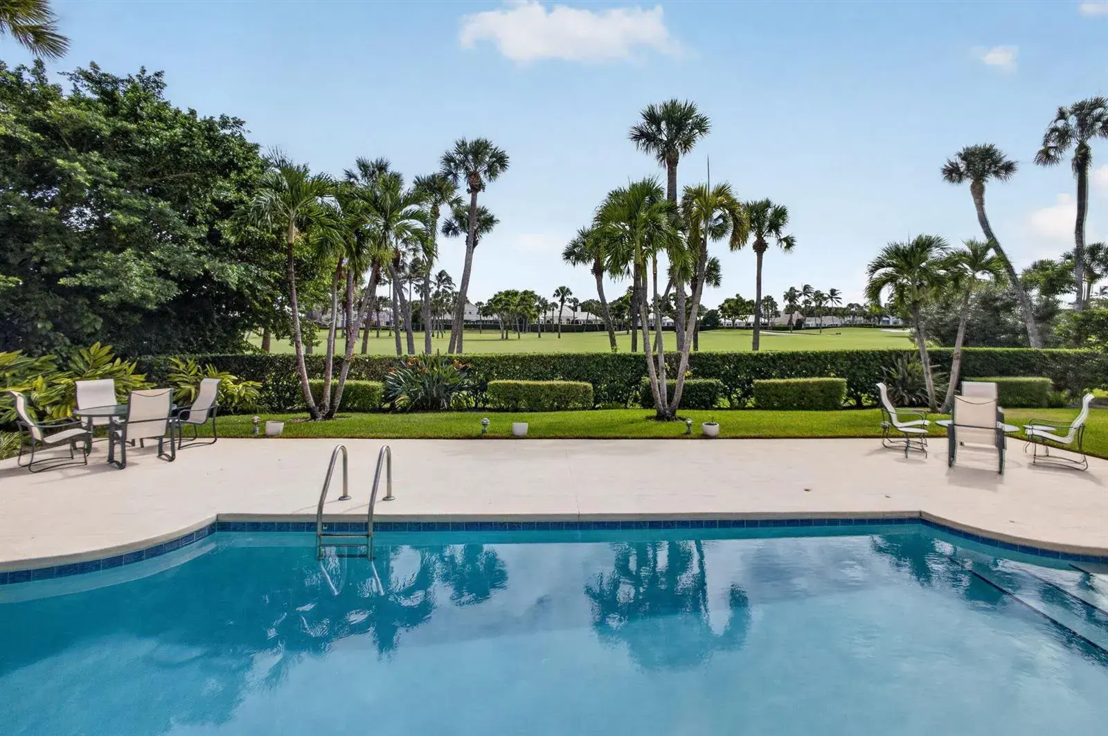 934 Palm Way, North Palm Beach FL 33408