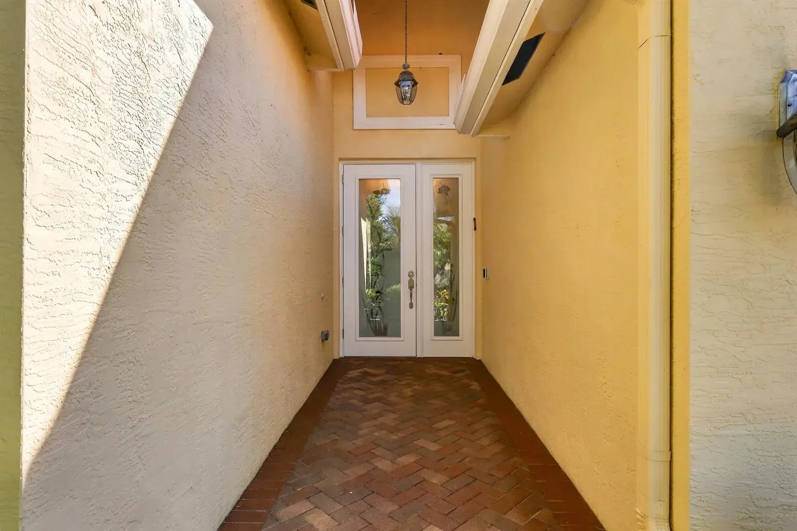 8150 Pikes Peak Avenue, Boynton Beach FL 33473