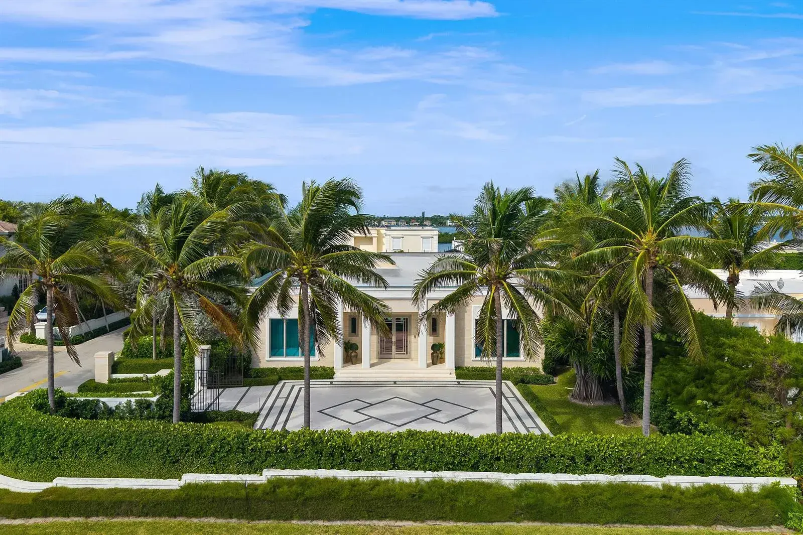 1740 S OCEAN Boulevard, Palm Beach FL 33480