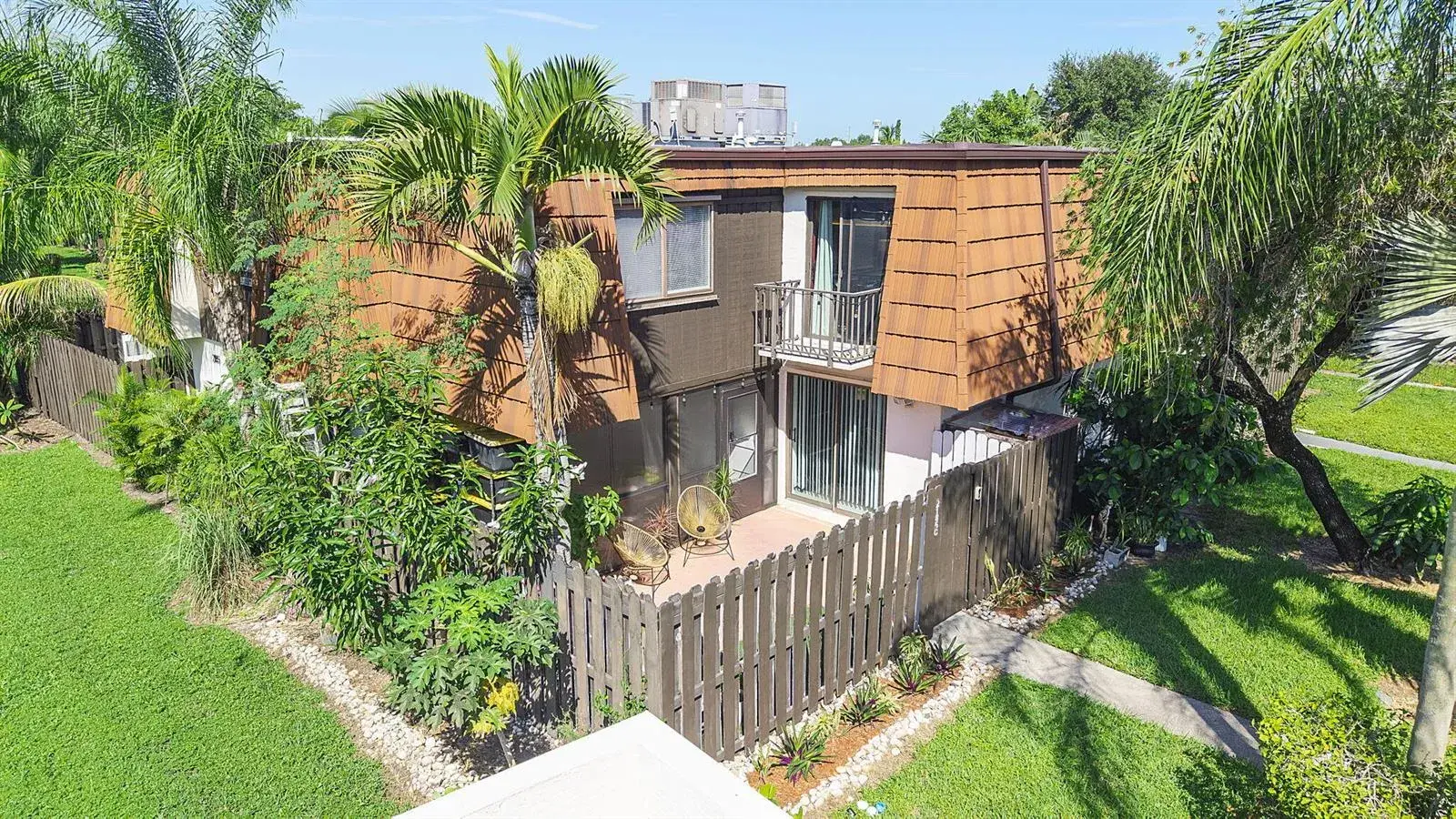 2185 WHITE PINE Circle # C, FL 33415