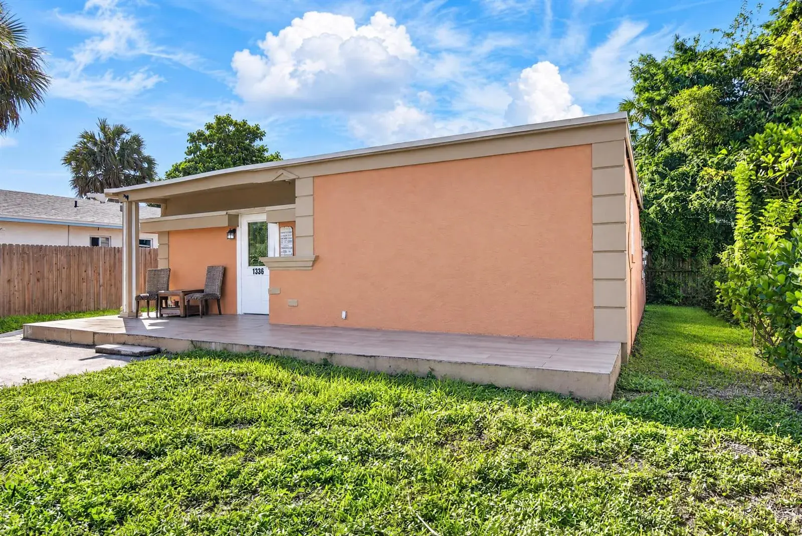 1336 LONGWOOD Street, West Palm Beach FL 33401