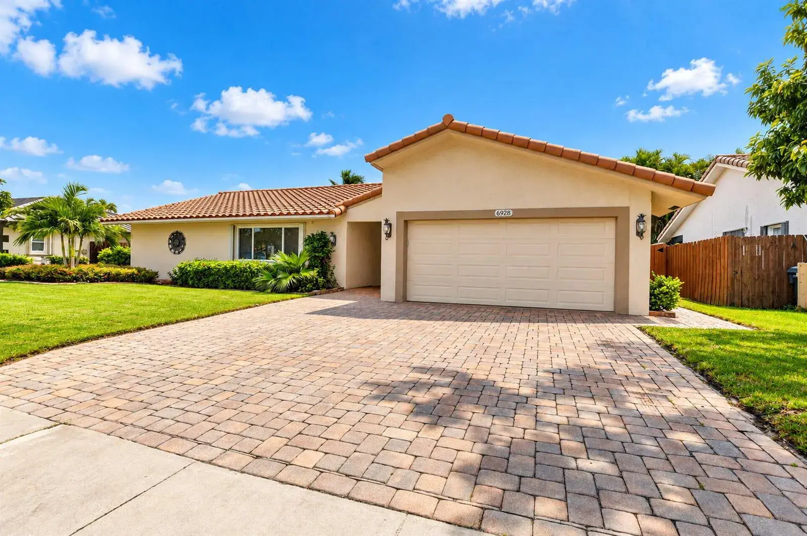 6928 Calle Del Paz S, Boca Raton FL 33433