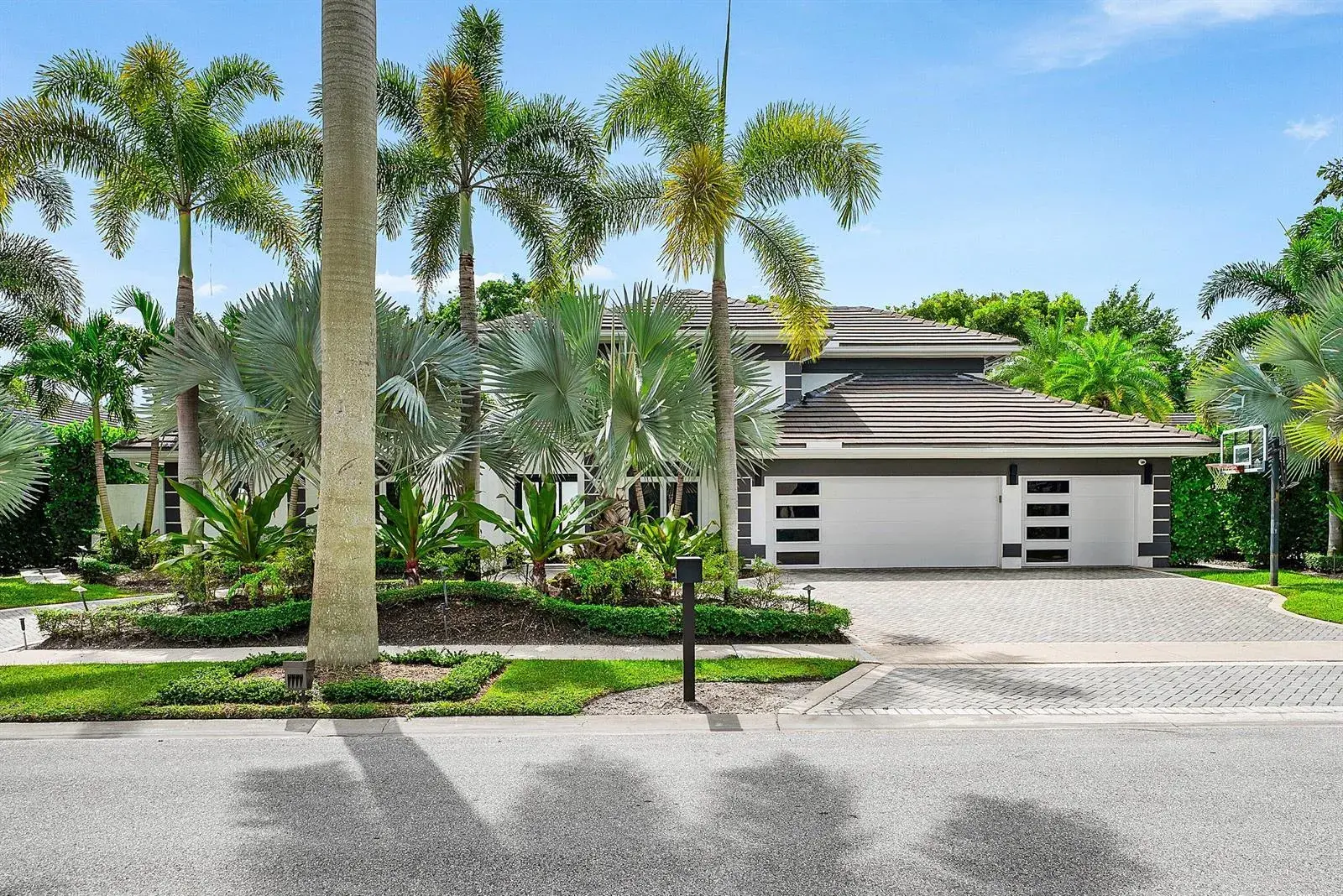 3760 NW 52ND Street, Boca Raton FL 33496