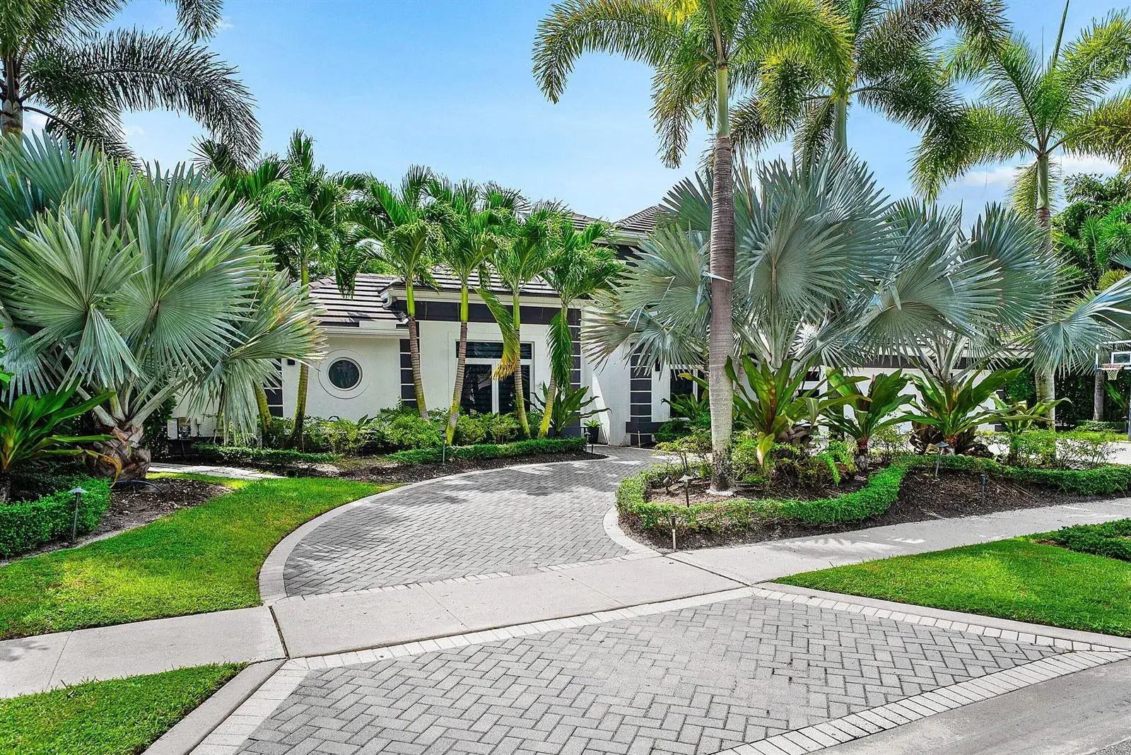 3760 NW 52ND Street, Boca Raton FL 33496