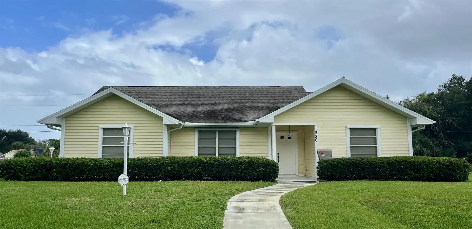 1280 29TH Avenue, Vero Beach FL 32960