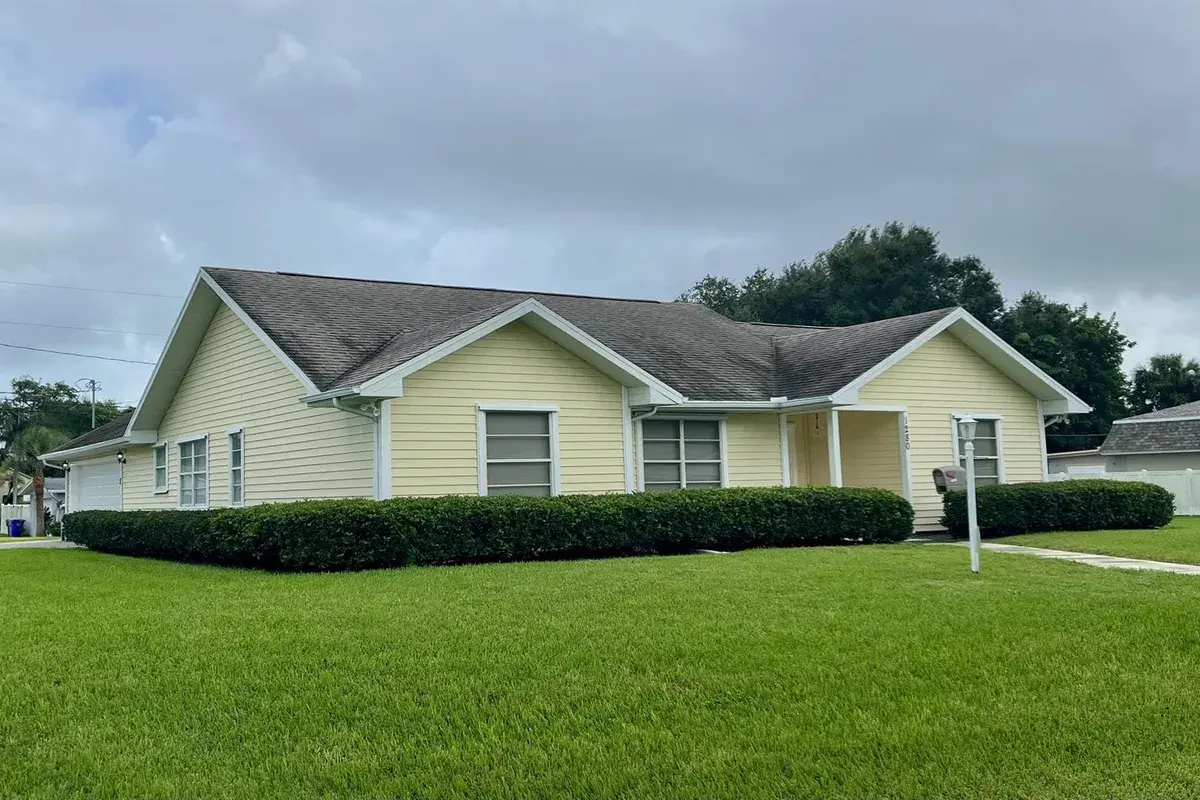 1280 29TH Avenue, Vero Beach FL 32960