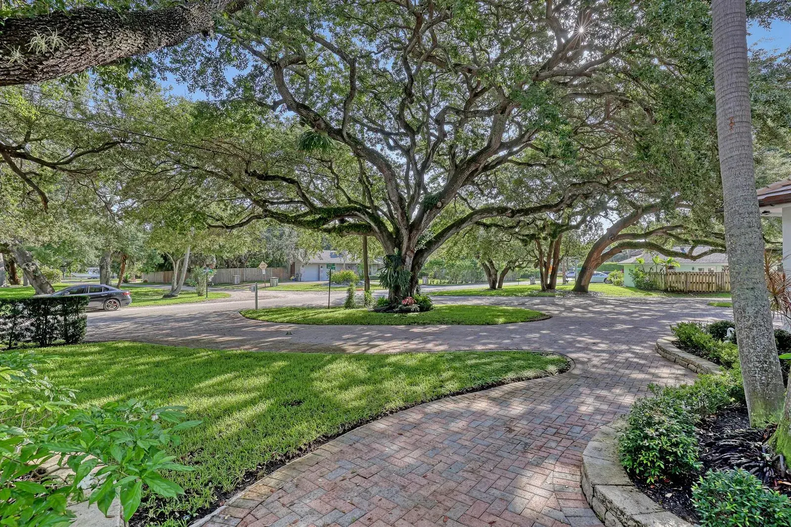 2338 Flamingo Road, Palm Beach Gardens FL 33410