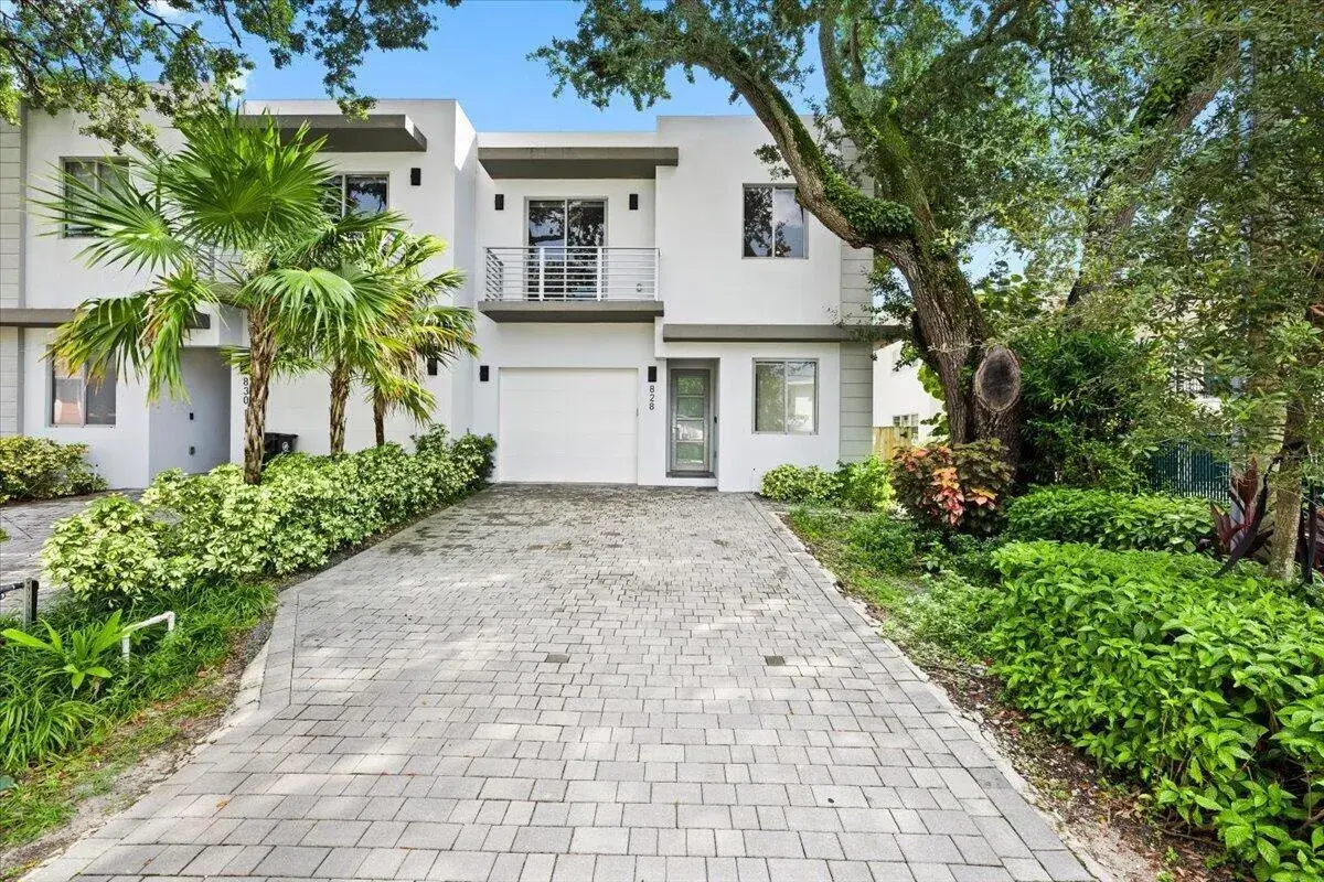 828 SW 30TH Street, Fort Lauderdale FL 33315