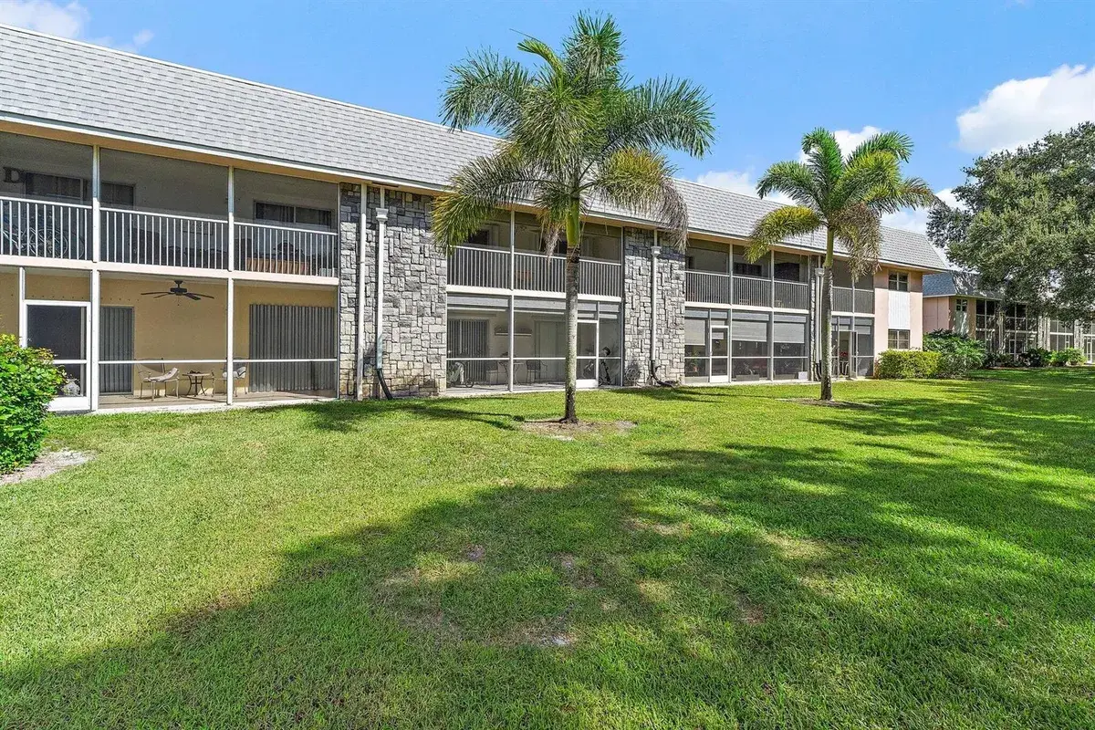 18081 SE COUNTRY CLUB Drive # 188, Jupiter FL 33469
