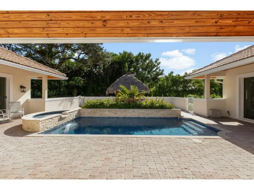 112 Cormorant Court, Vero Beach FL 32963