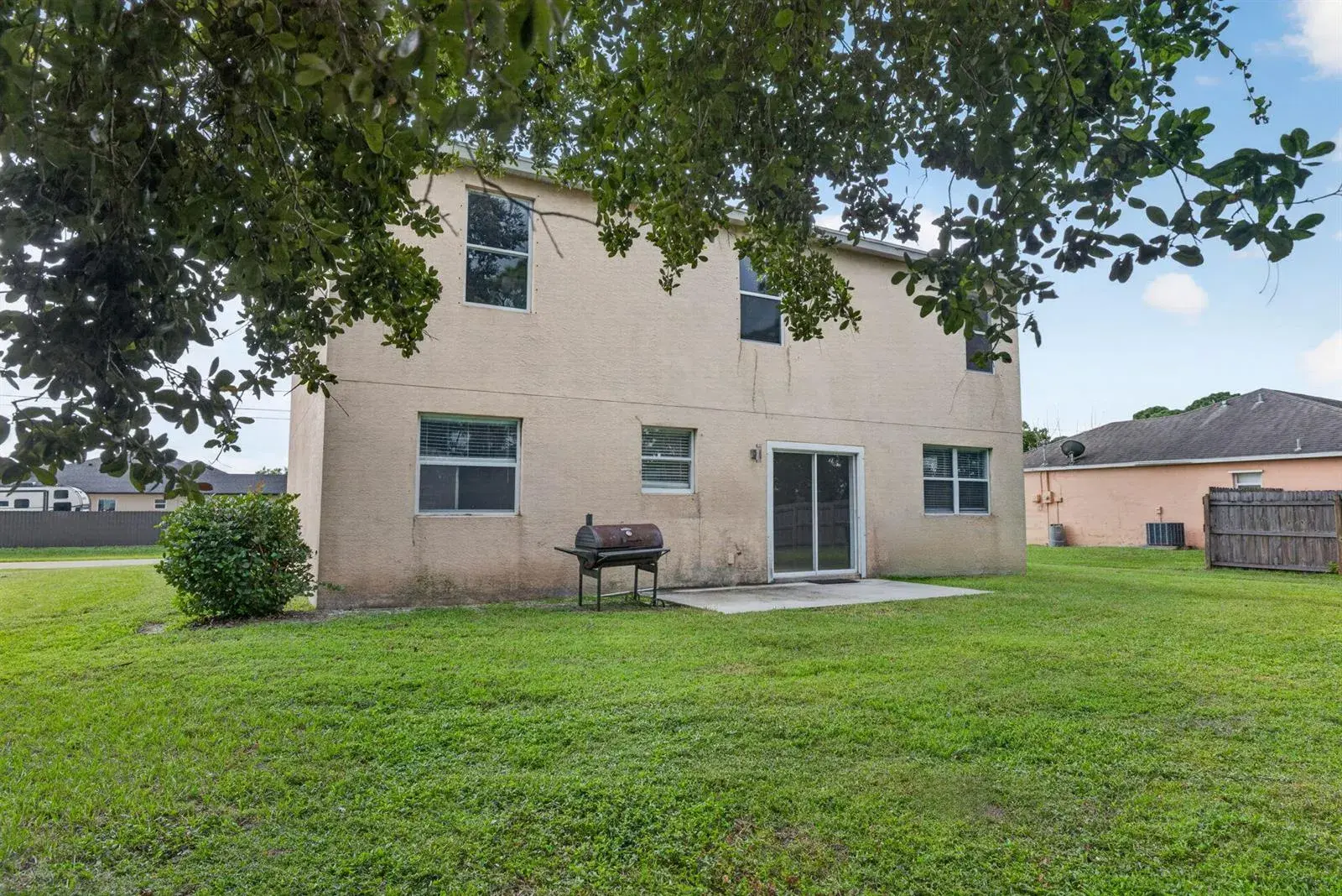 1965 SW BELLEVUE Avenue, Port St. Lucie FL 34953