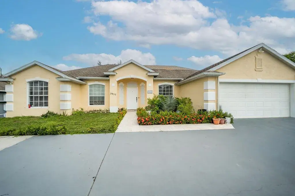 2957 SW FLUVIA Street, Port St. Lucie FL 34953