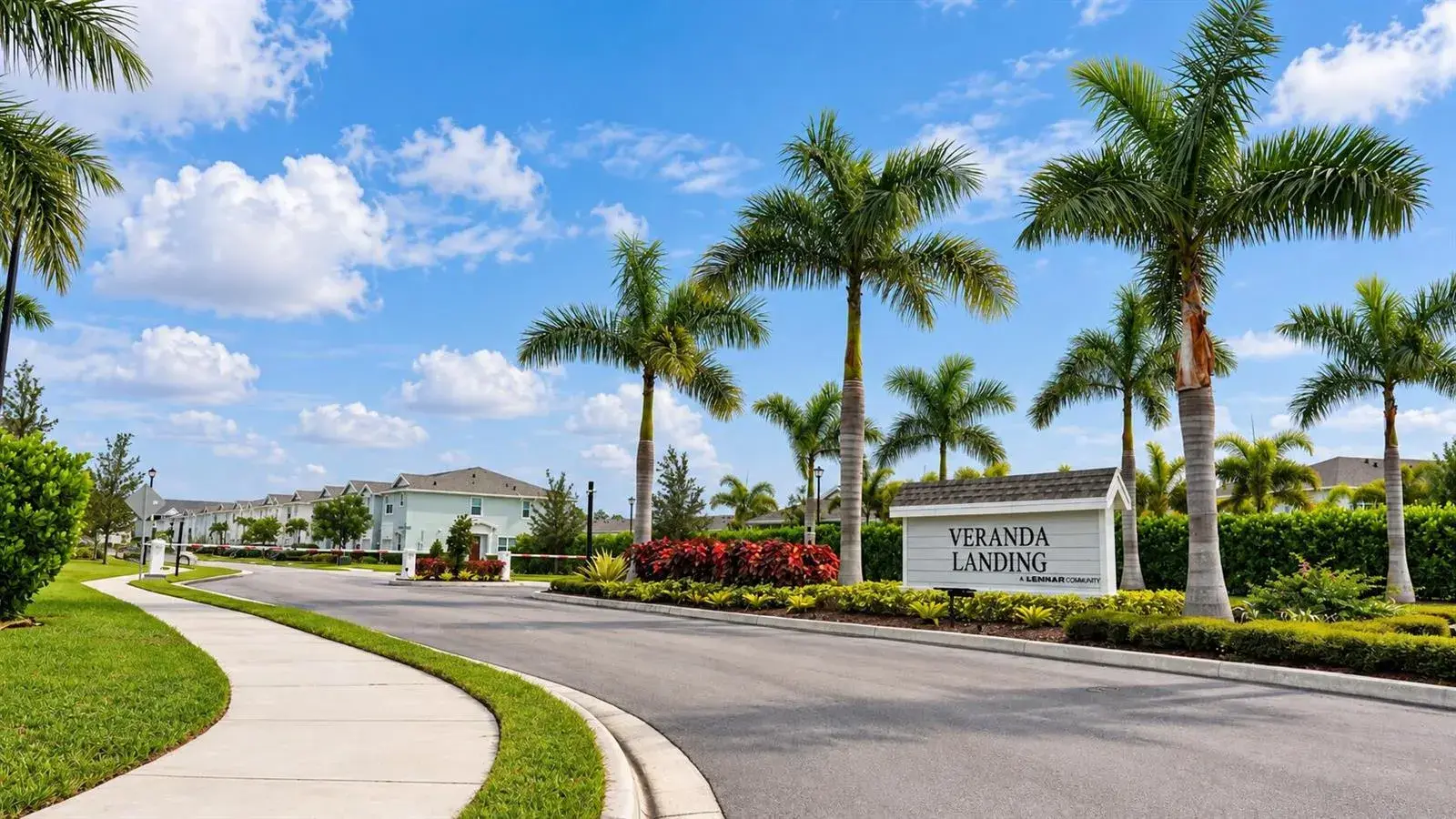636 SE Lake Falls Street, Port St. Lucie FL 34984