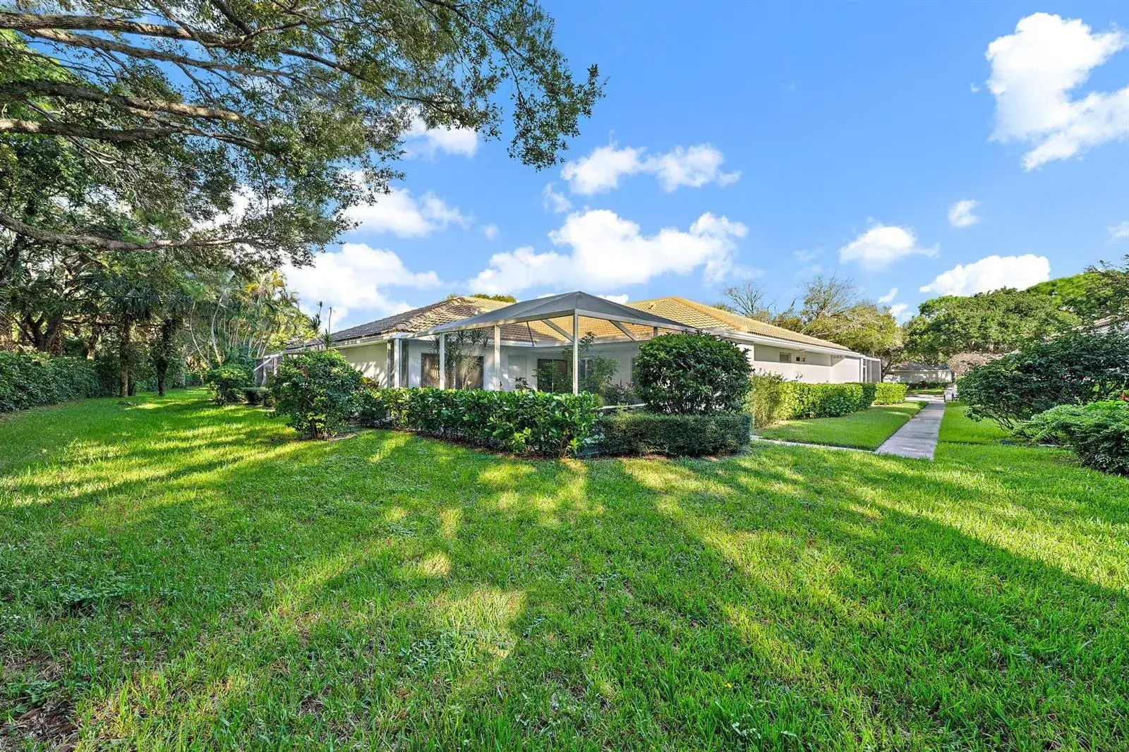 11403 Myrtle Oak Court, Palm Beach Gardens FL 33410