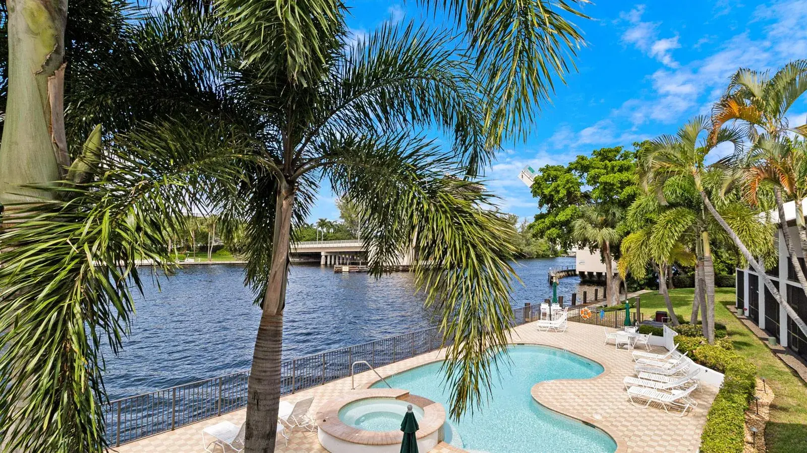 1301 N RIVERSIDE Drive # 7, Pompano Beach FL 33062