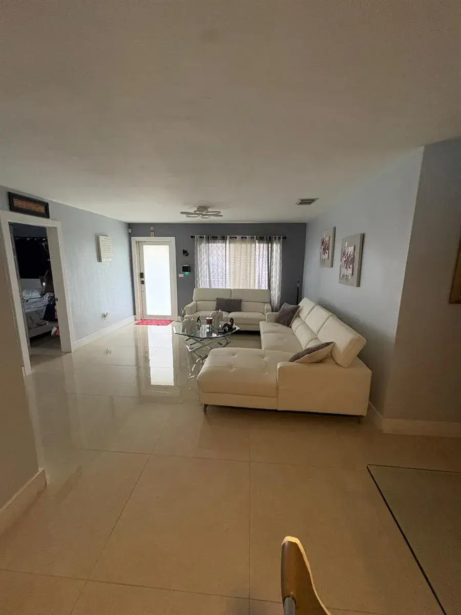 5460 NW 178th Terrace, Miami Gardens FL 33055