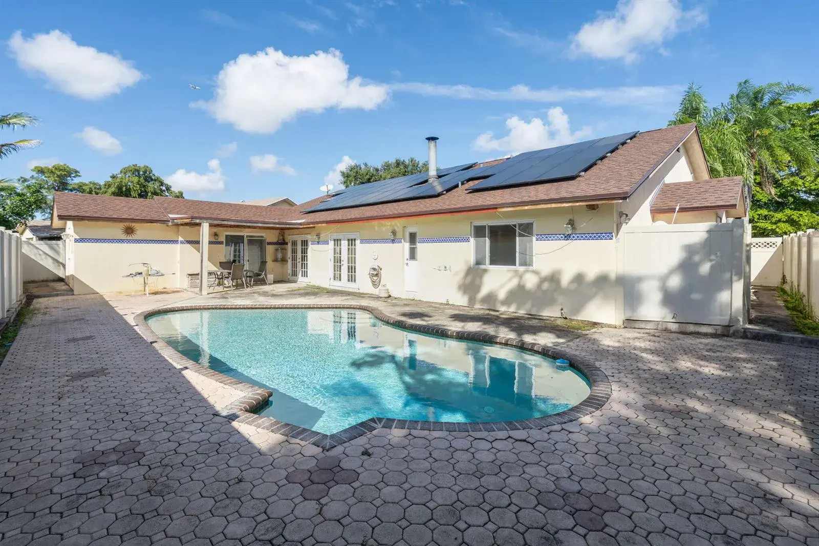 7000 NW 49TH Street, Lauderhill FL 33319