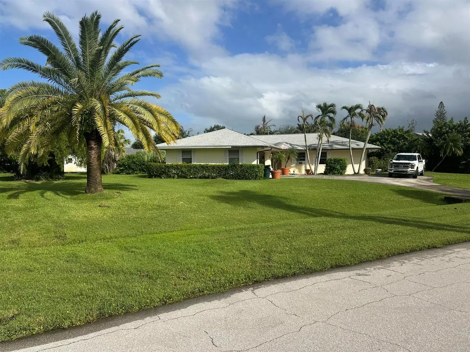 1781 SE CANORA Road, Port St. Lucie FL 34952