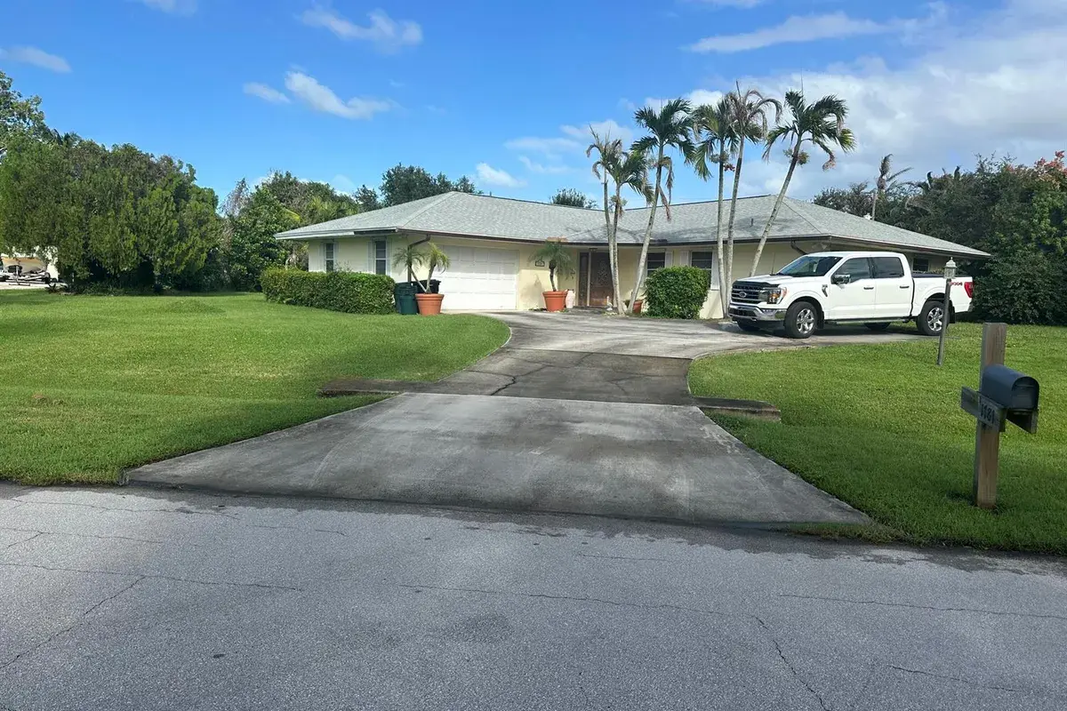1781 SE CANORA Road, Port St. Lucie FL 34952