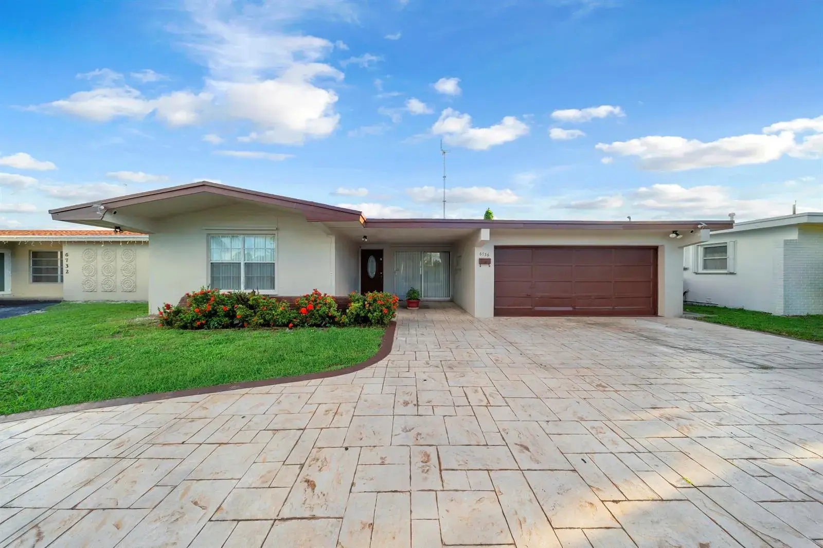 6736 PANSY Drive, Miramar FL 33023