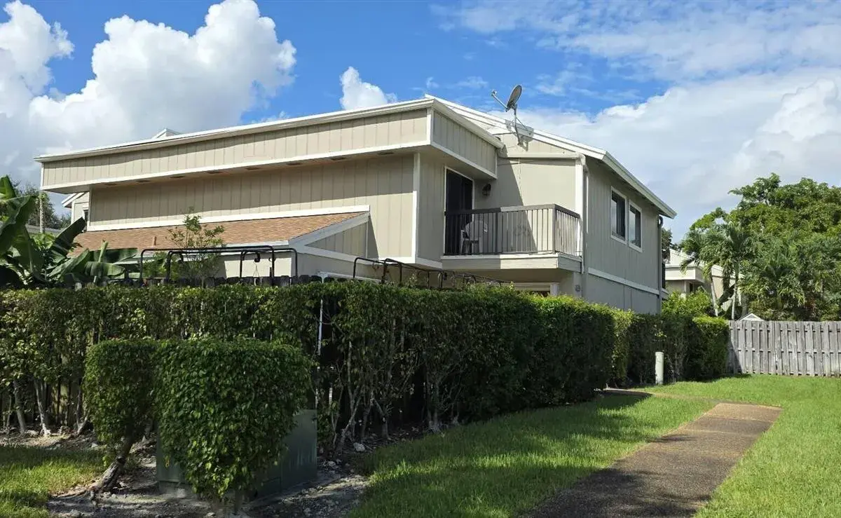 631 NW 132nd Terrace, Plantation FL 33325
