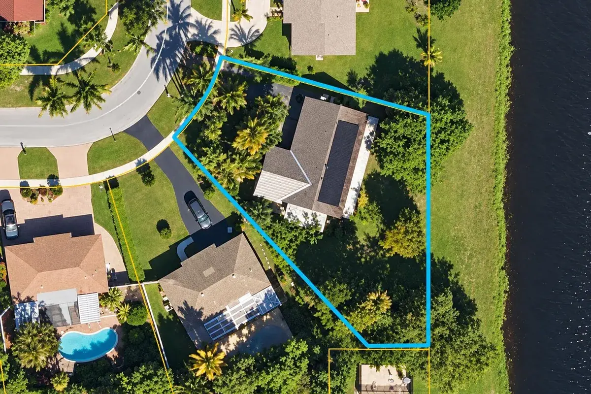 19686 Carolina Circle, Boca Raton FL 33434