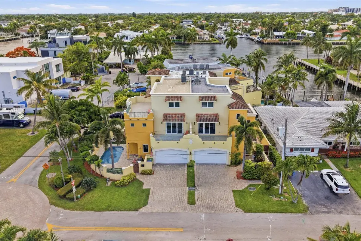 2601 NE 32nd Avenue, Fort Lauderdale FL 33308