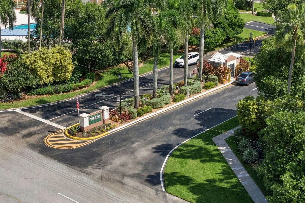 7605 TRENT Drive # B, Tamarac FL 33321