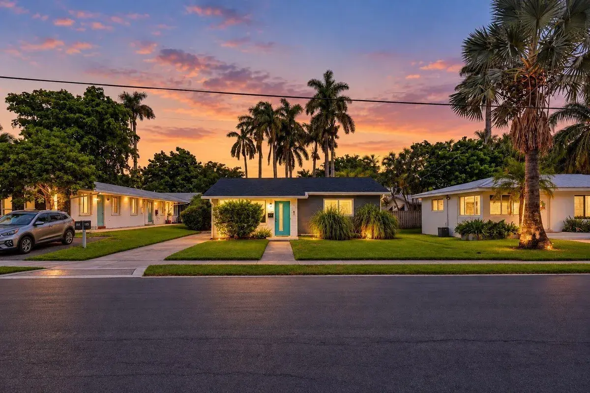 115 SE 2ND Street # 1, Dania Beach FL 33004