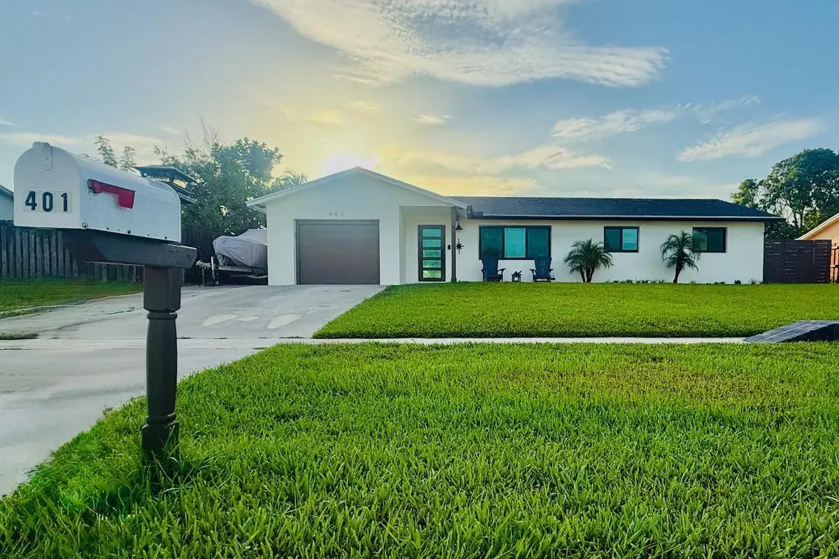 401 CIRCLE E, Jupiter FL 33458