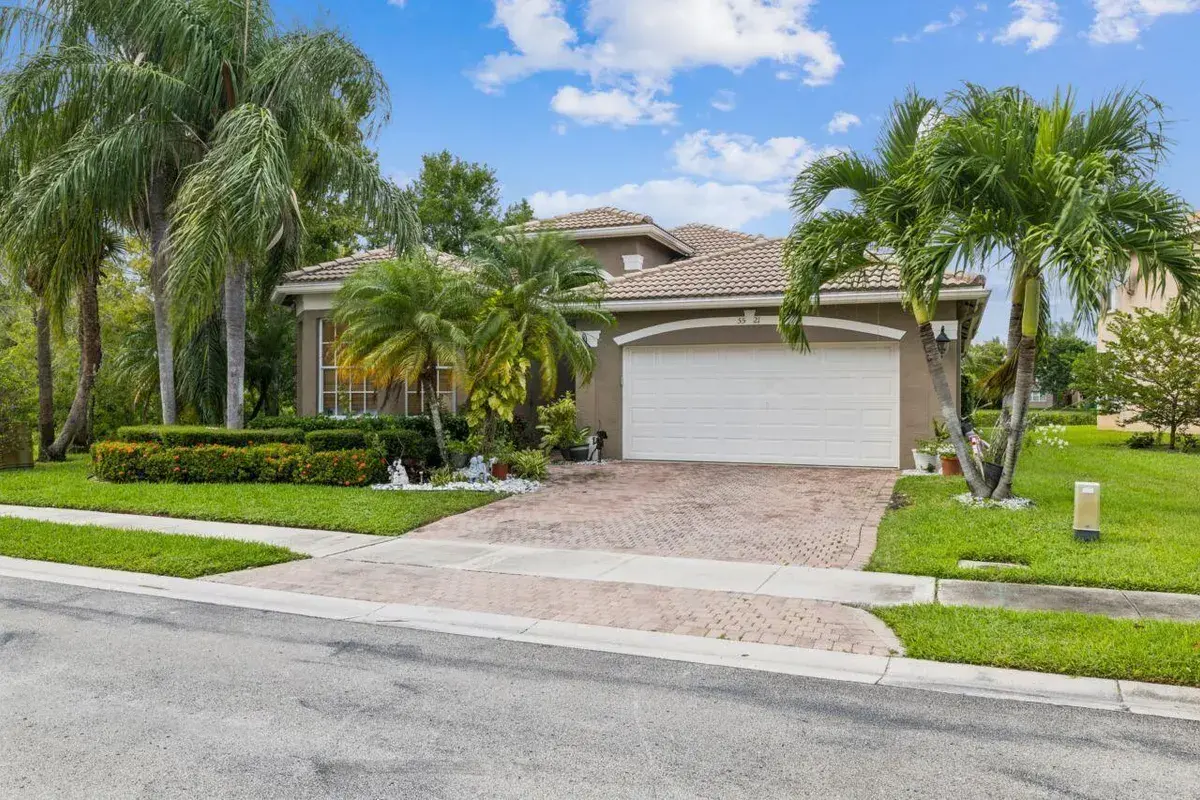 5521 ALBIN Drive, FL 33463