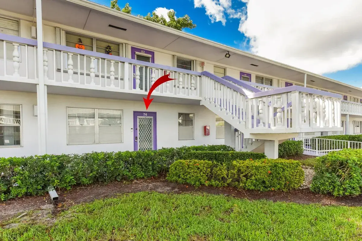 74 NEWPORT Court E, Deerfield Beach FL 33442