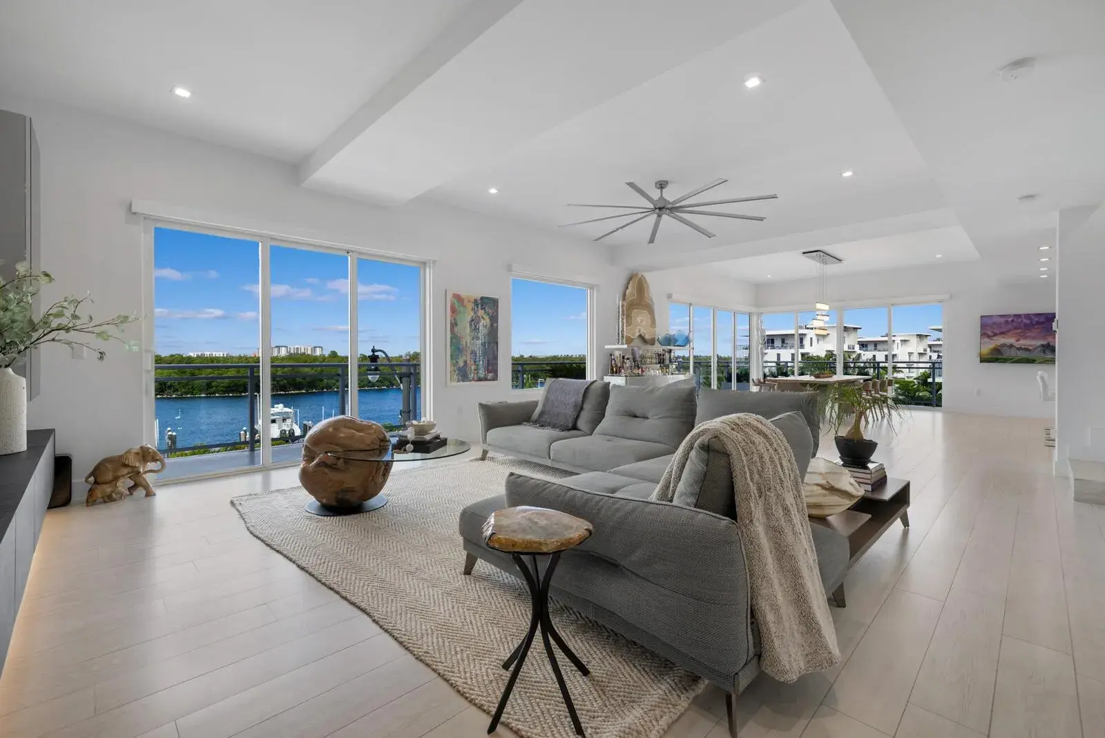 350 Desoto Street, Hollywood FL 33019