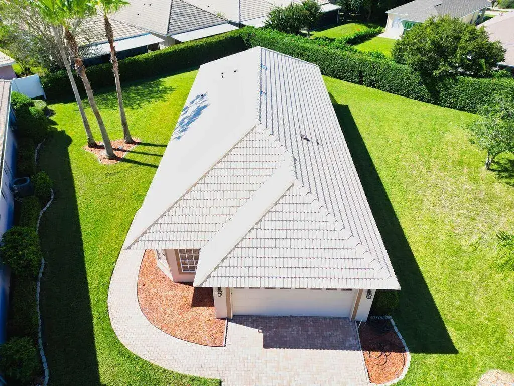 9013 HEATHLAND Court, Mount Dora FL 32757
