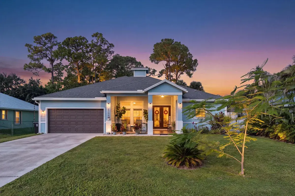 2154 SW HYACINTH Street, Port St. Lucie FL 34953