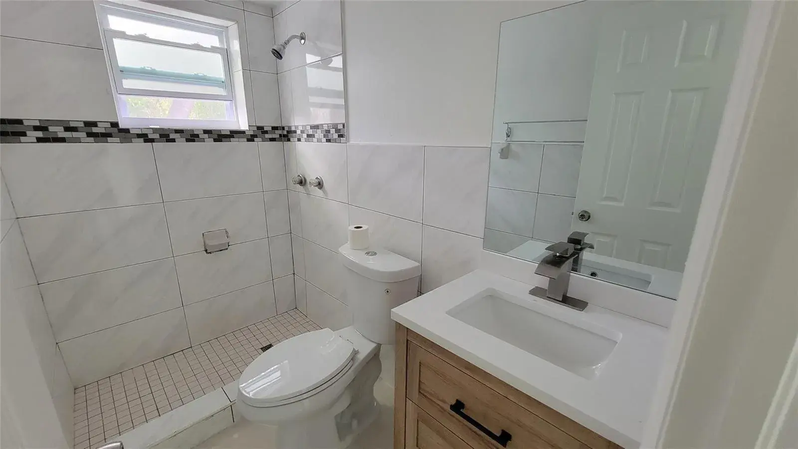 1602 NW 24th Court, Miami FL 33125