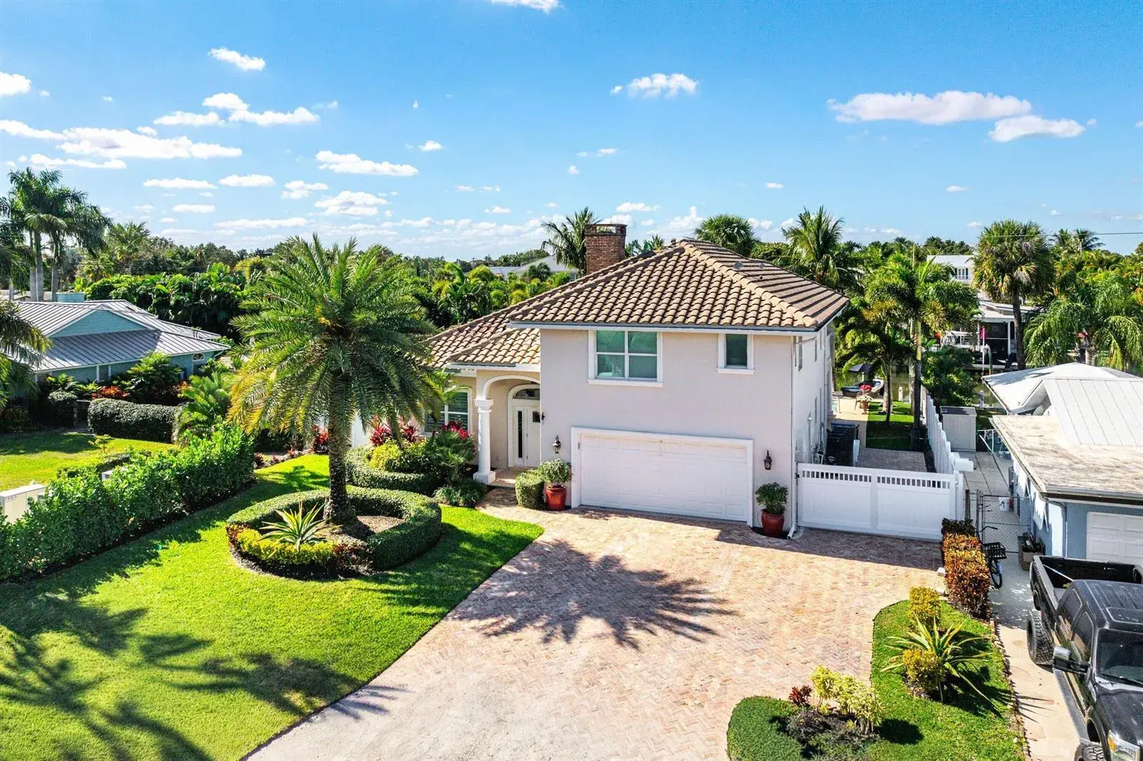 906 Dolphin Drive, Jupiter FL 33458