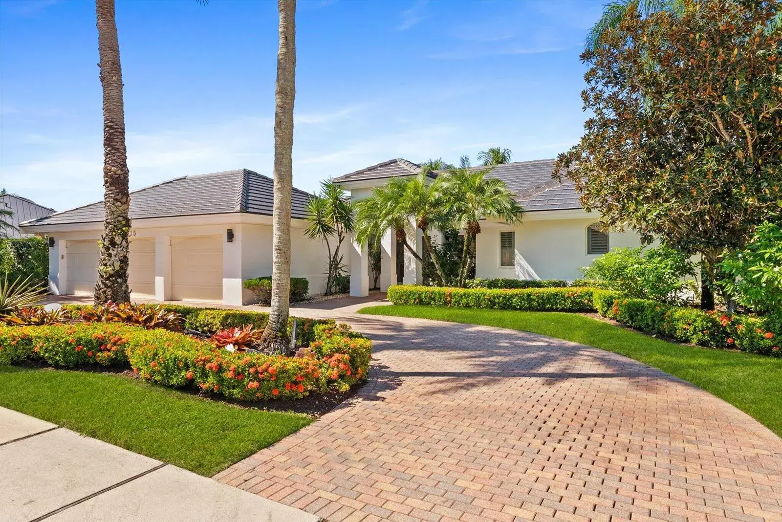 4475 Woodfield Boulevard, Boca Raton FL 33434