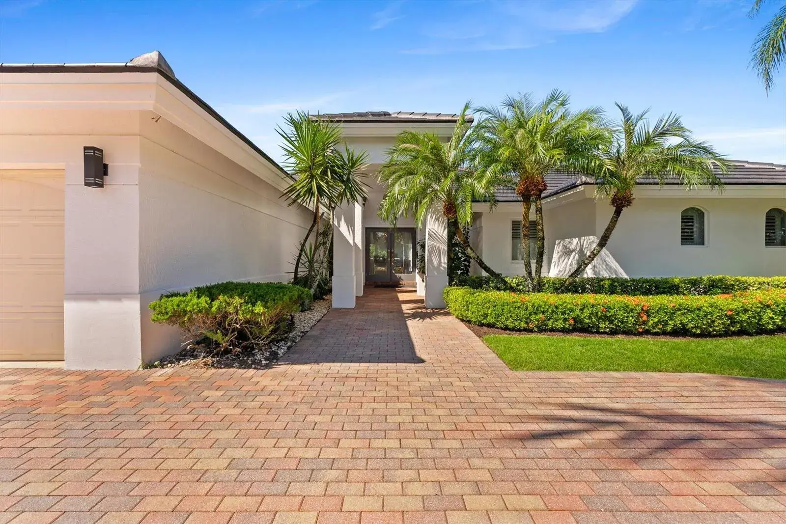4475 Woodfield Boulevard, Boca Raton FL 33434