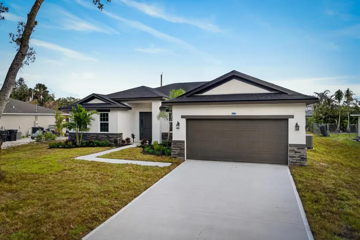 627 Russ Road, Fort Pierce FL 34982