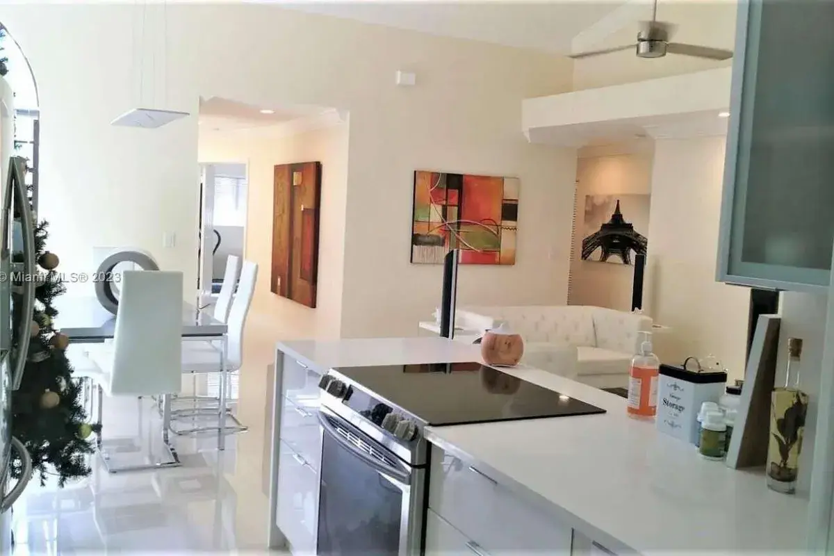 17324 BOCA CLUB Boulevard # 902, Boca Raton FL 33487