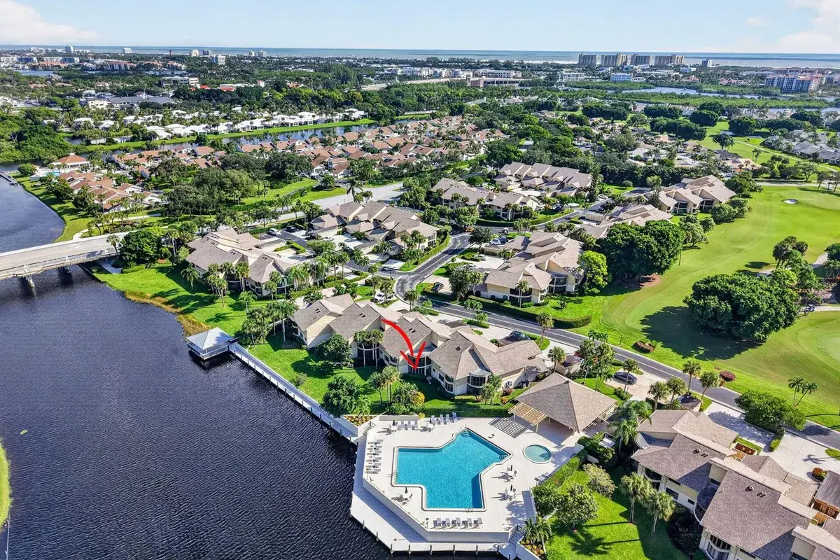 17053 Waterbend Drive # 132, Jupiter FL 33477