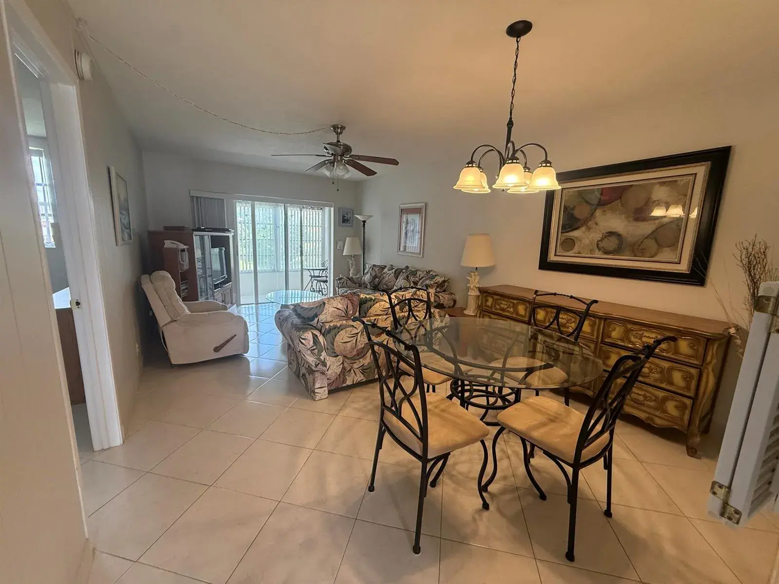 2800 NW 47TH Terrace # 304B, Lauderdale Lakes FL 33313