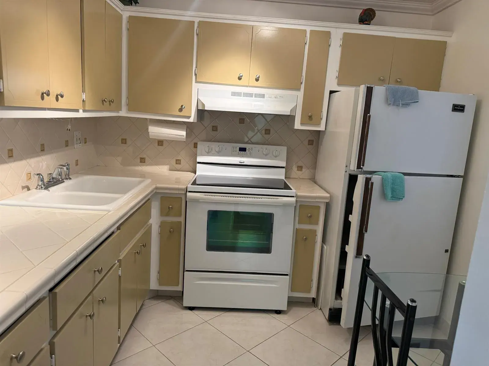 2800 NW 47TH Terrace # 304B, Lauderdale Lakes FL 33313
