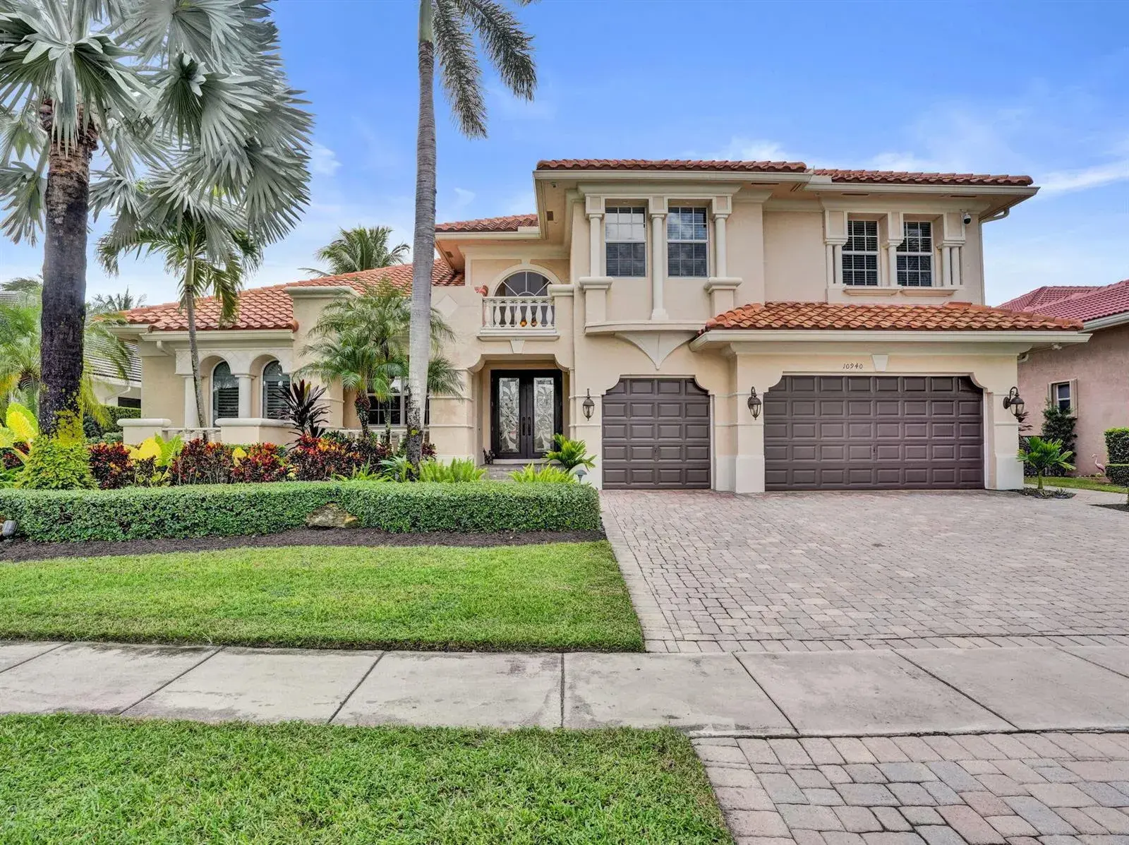 10940 HAWKS VISTA Street, Plantation FL 33324