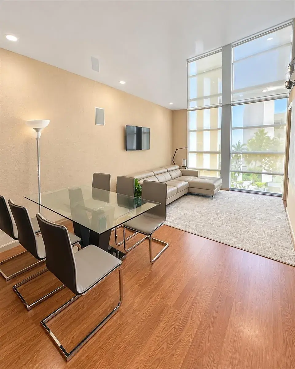 601 THREE ISLANDS # 315, Hallandale Beach FL 33009