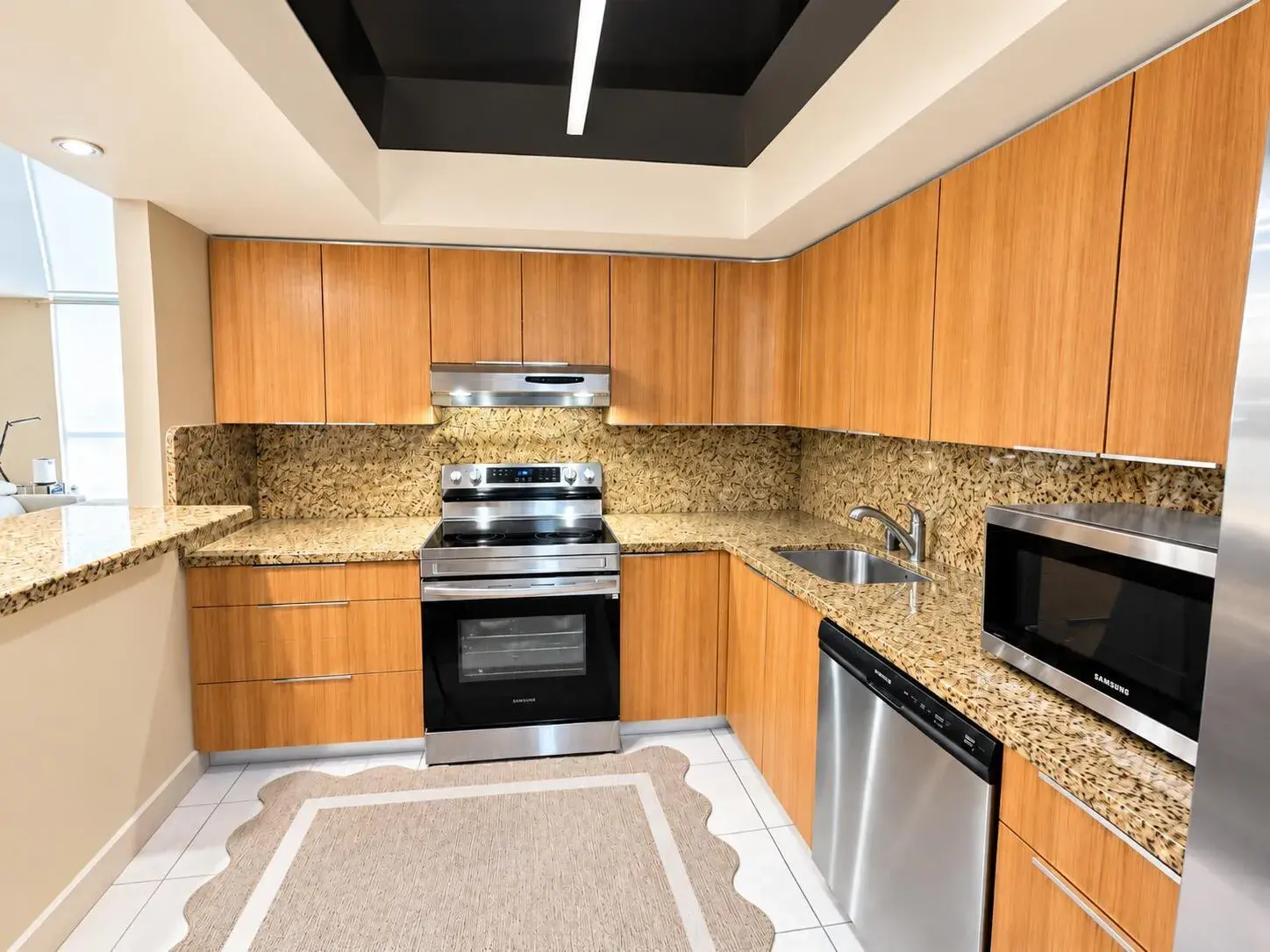 601 THREE ISLANDS # 315, Hallandale Beach FL 33009