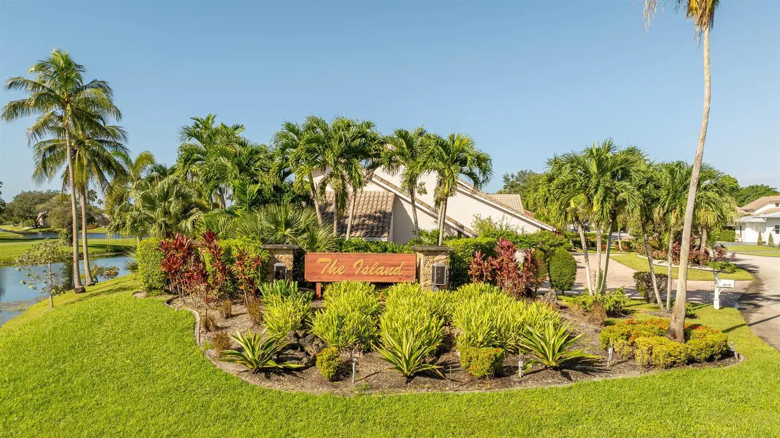 8610 BANYAN Way, Tamarac FL 33321