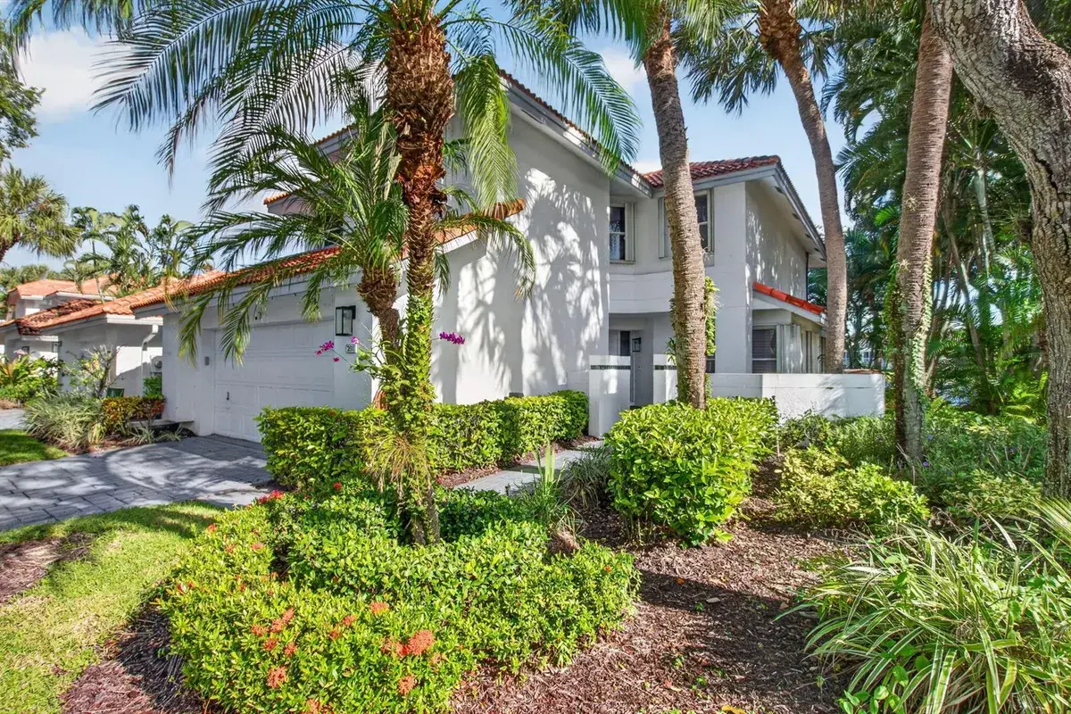 2011 NW 53RD Street, Boca Raton FL 33496